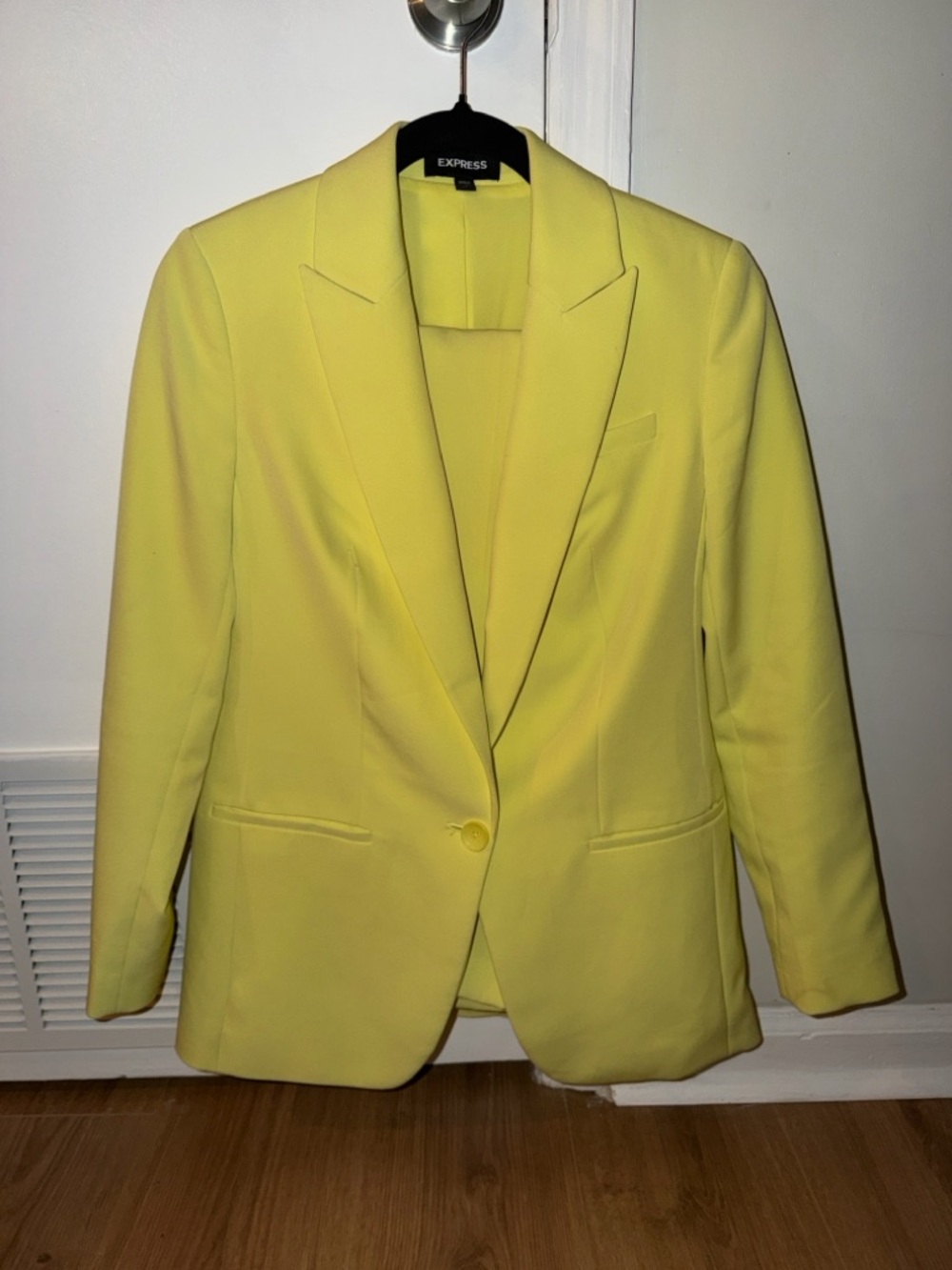 Express Bright Yellow High-Waisted Cropped Trousers - Picture 5 of 8